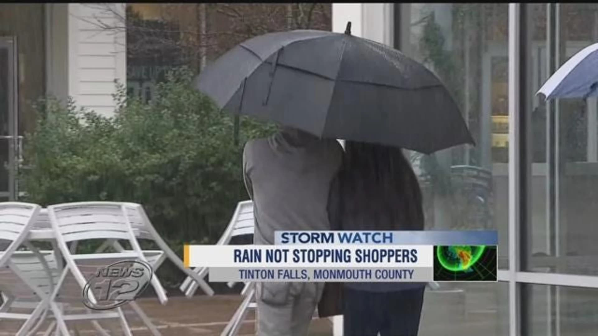 Jersey Shore Outlets hit with wet weather as shoppers purchase last-minute gifts