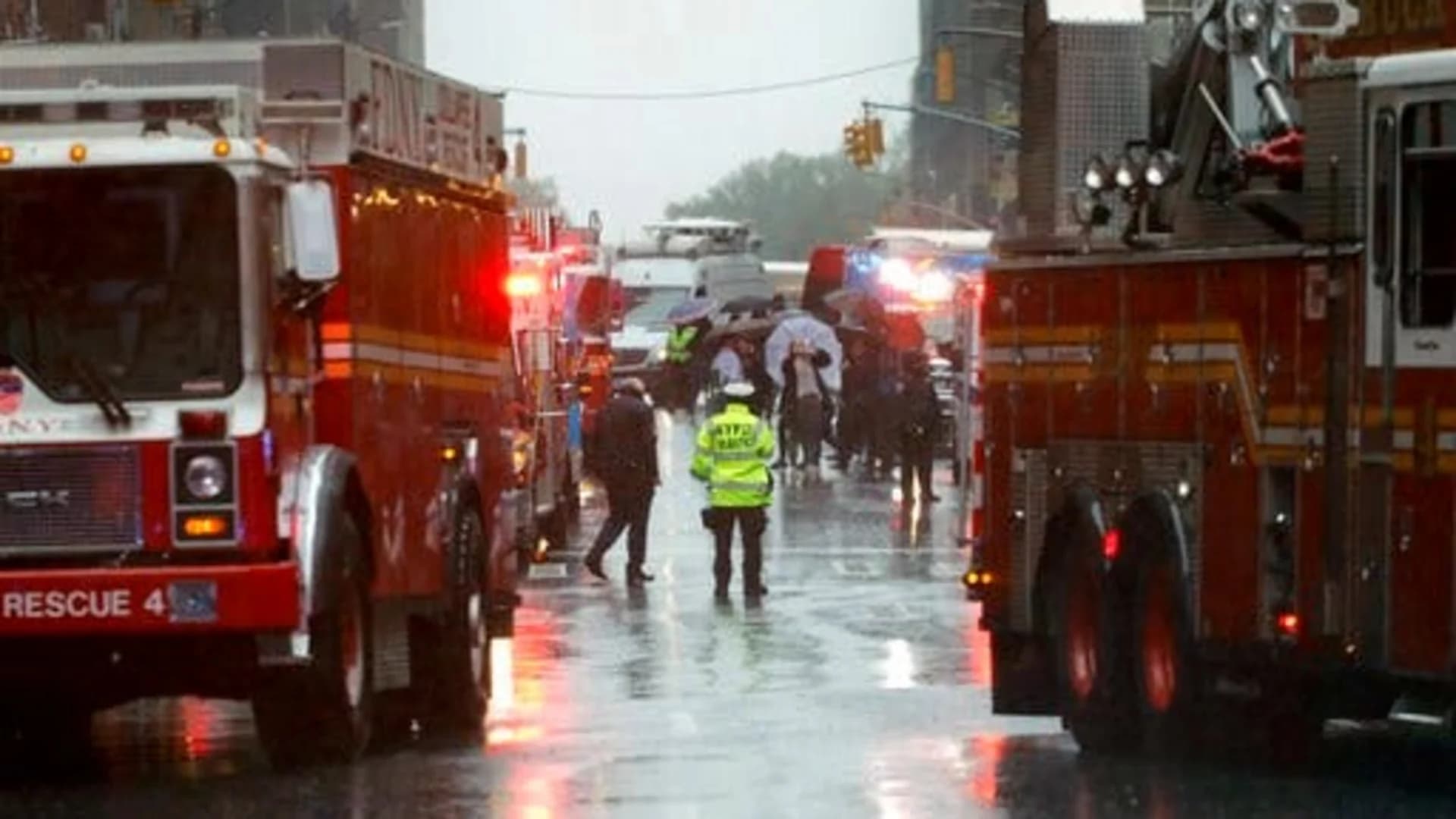 PHOTOS: Scene of helicopter crash in Manhattan