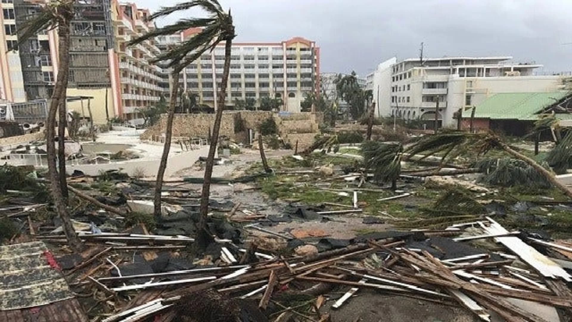 Hurricane Irma slams Turks and Caicos on path to Florida