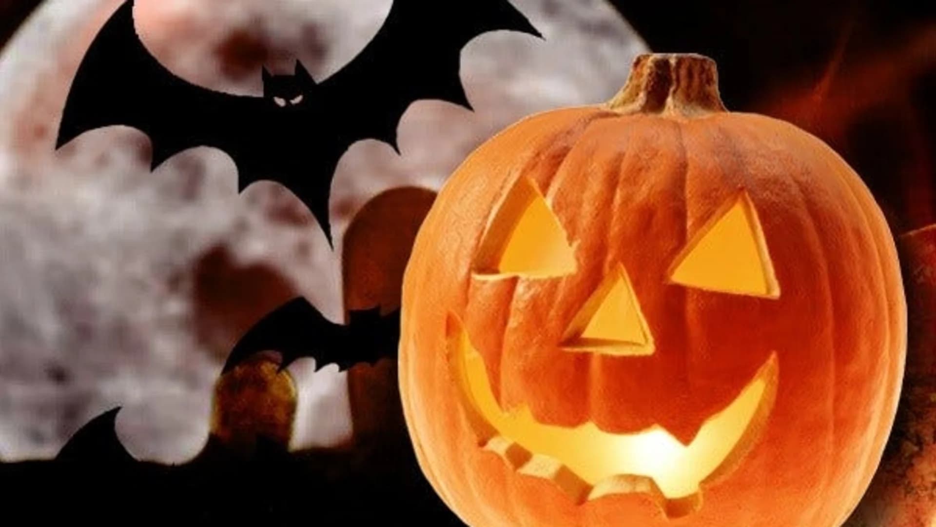 Police warn parents about sexual predators ahead of trick-or-treating