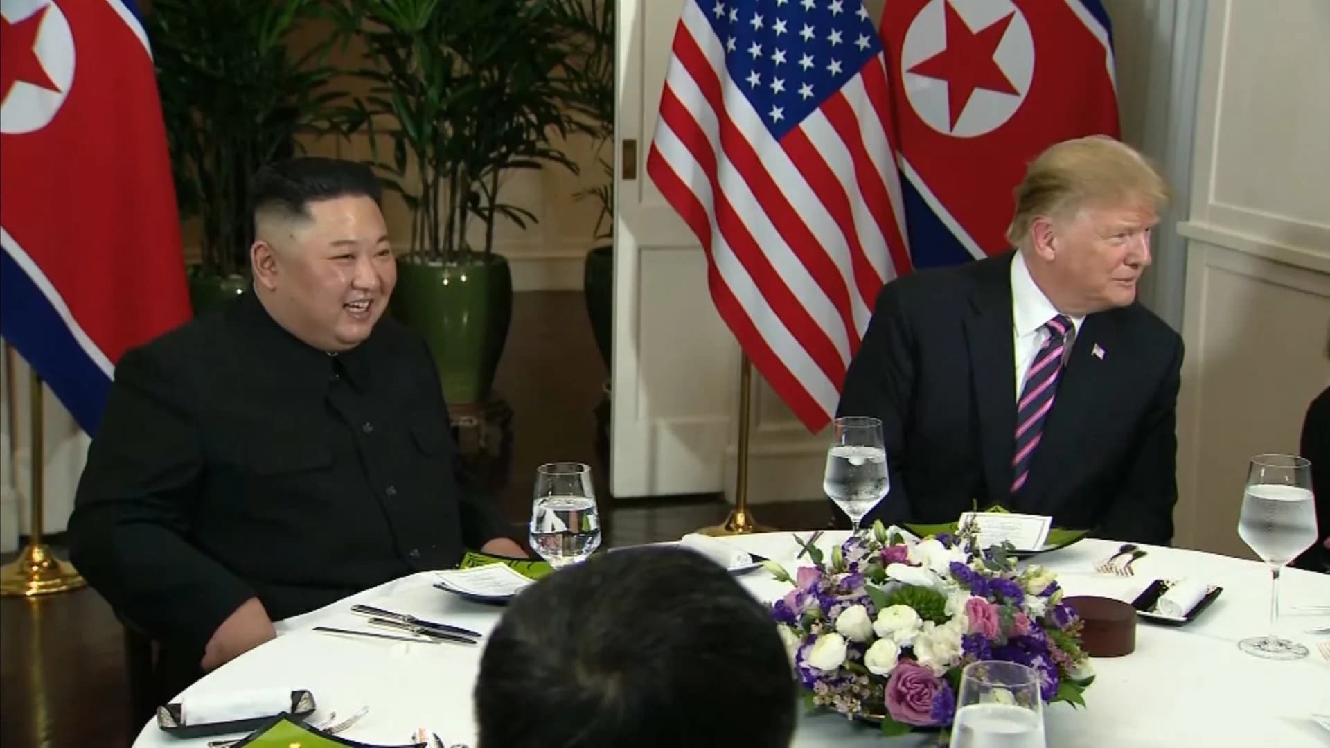 Trump, Kim share smiles, dinner before nuke talks