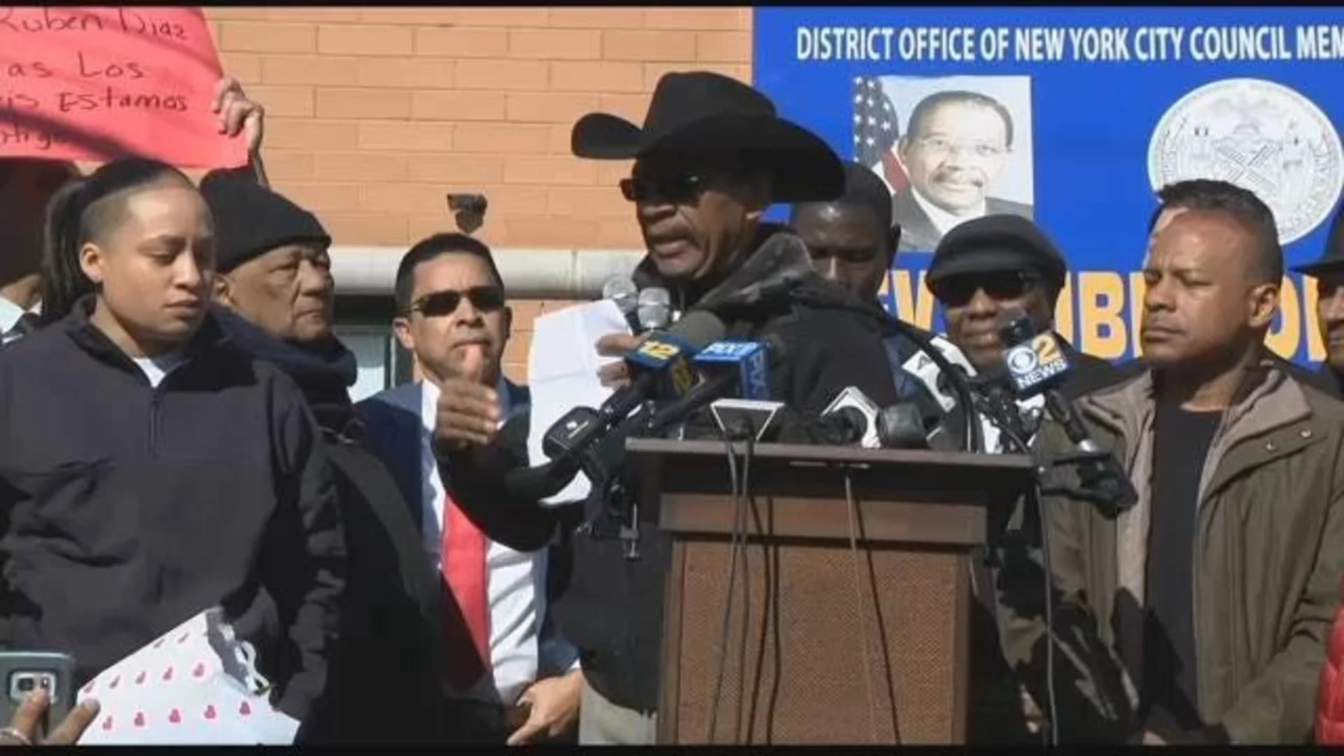 Councilman Diaz Sr. rallies supporters days after stirring controversy