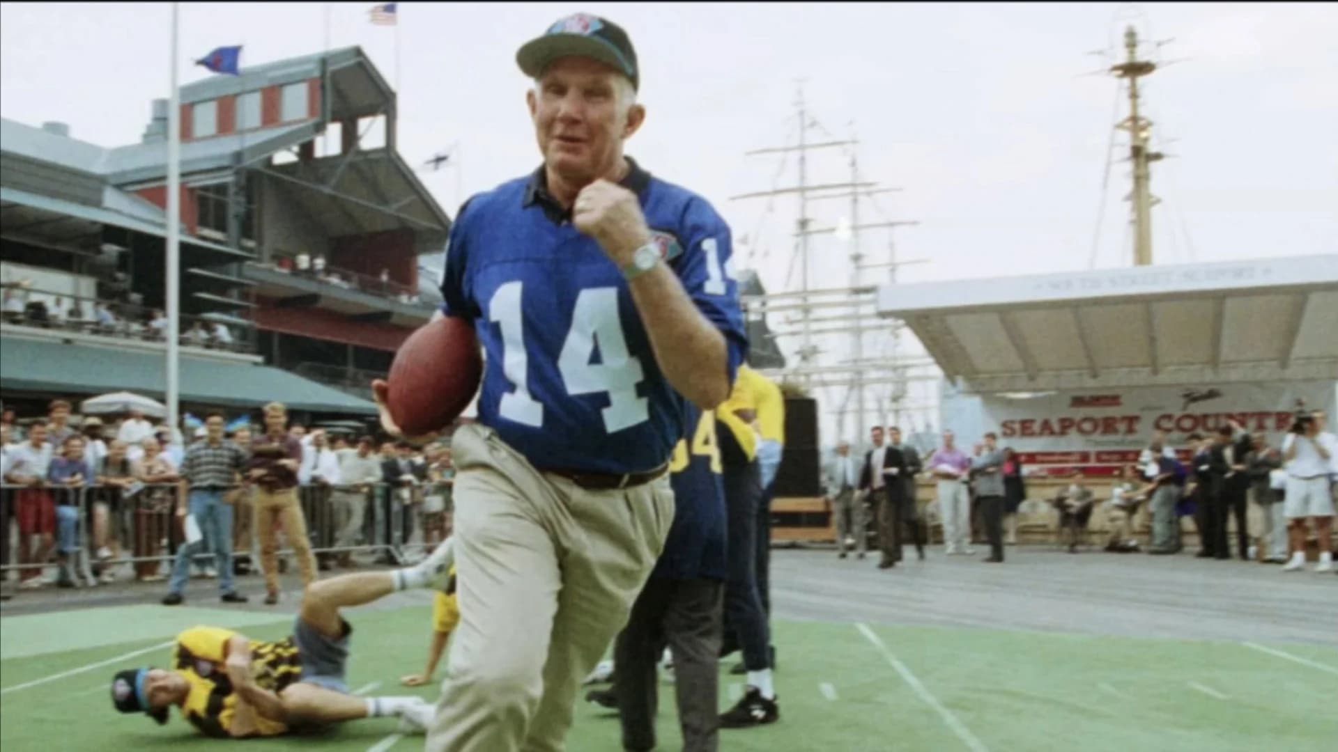 Hall of Fame QB Y.A. Tittle dead at 90