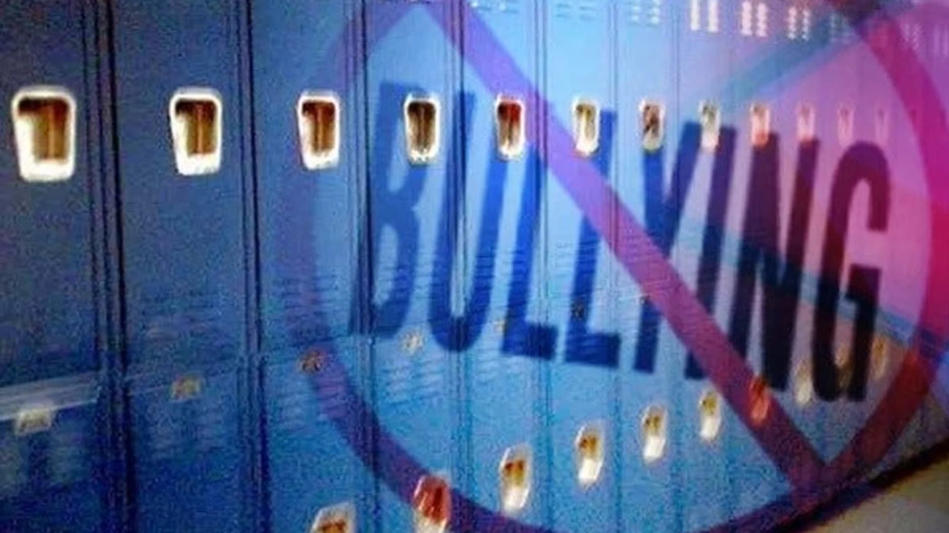Advocates worry New Jersey bullying law could 'out' LGBT students to parents