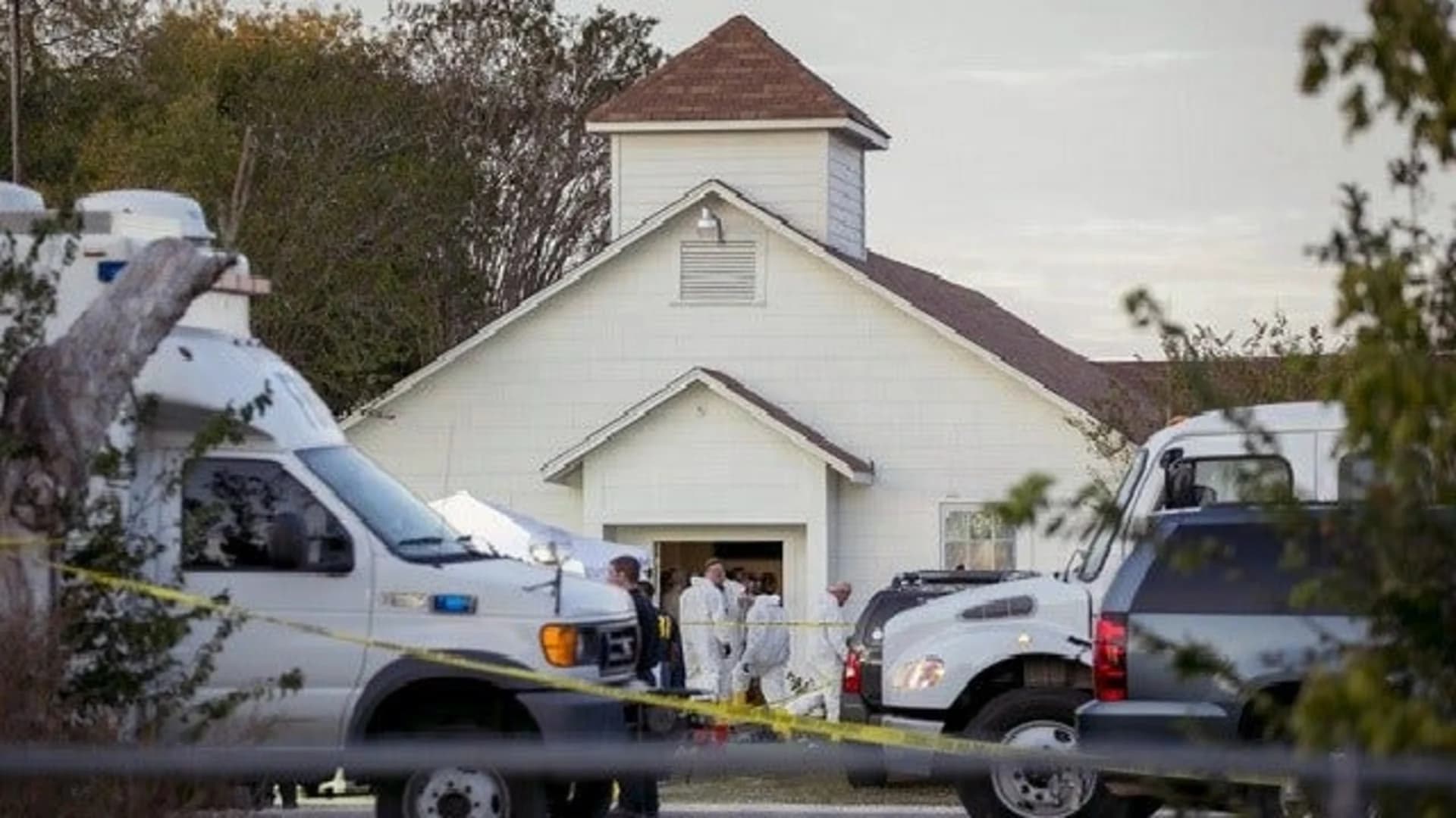 Texas church gunman sent hostile text messages before attack