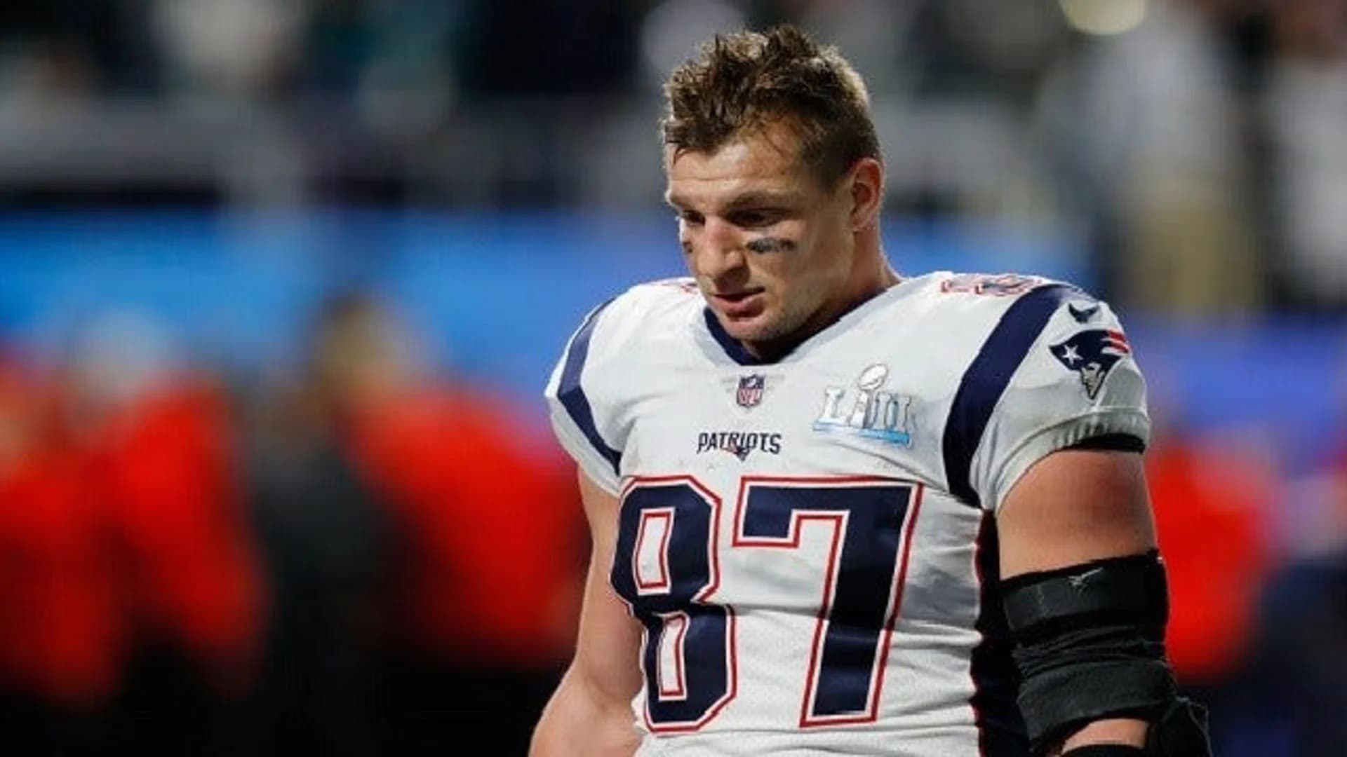 Cops: Home of Patriots’ Gronk robbed during Super Bowl week