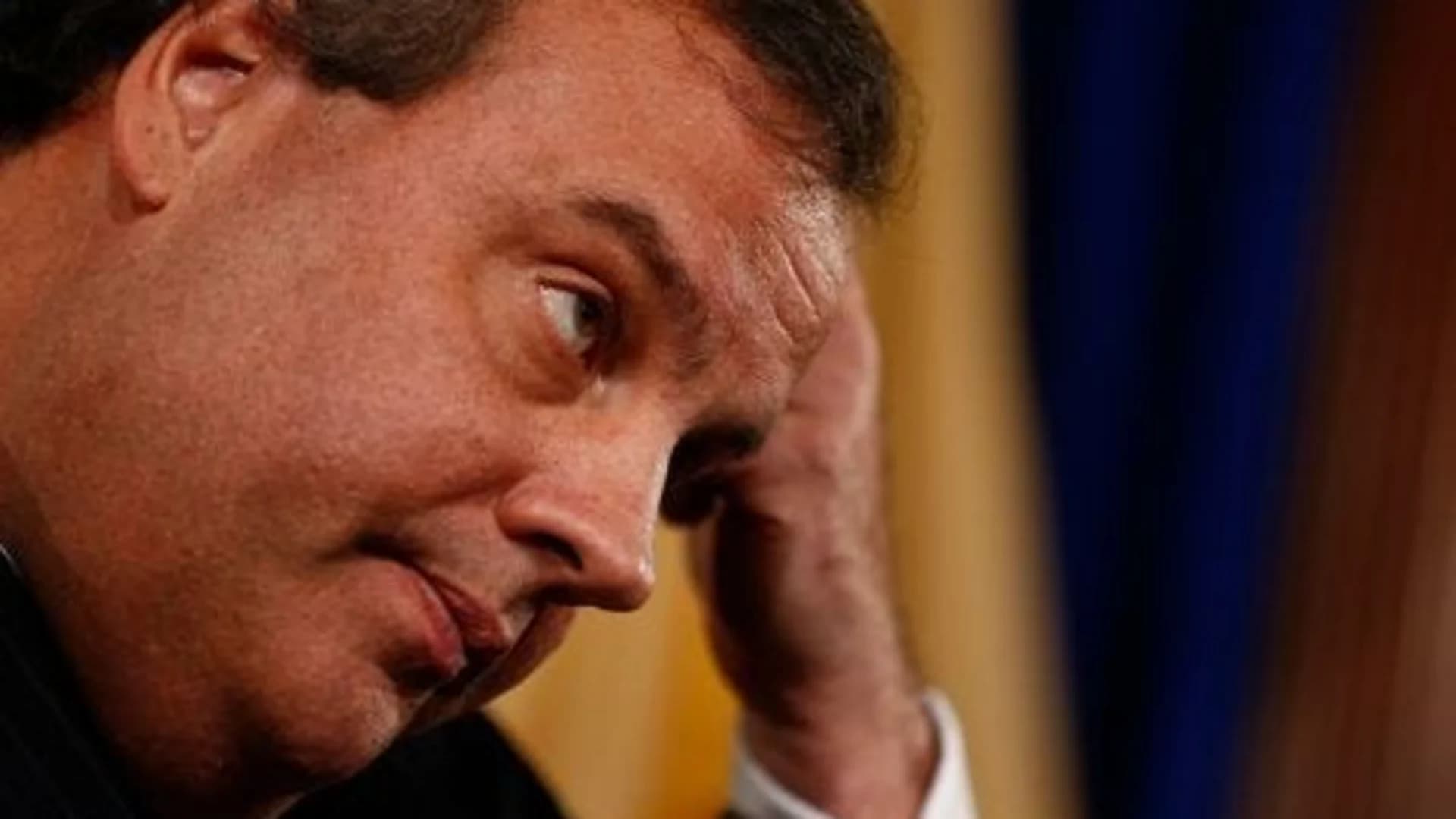 Gov. Chris Christie's approval rating falls to historic low