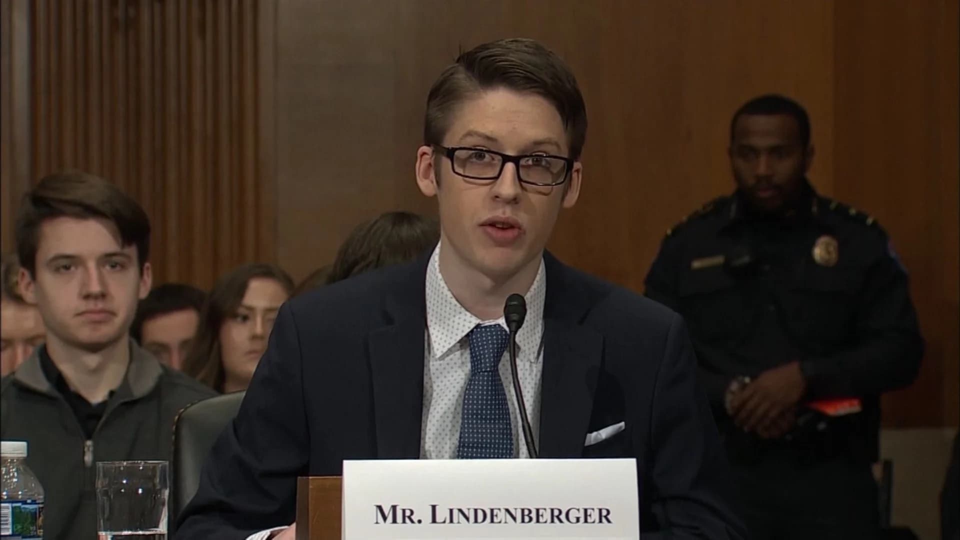 Ohio teen tells Senate why he defied his mom to get vaccinated