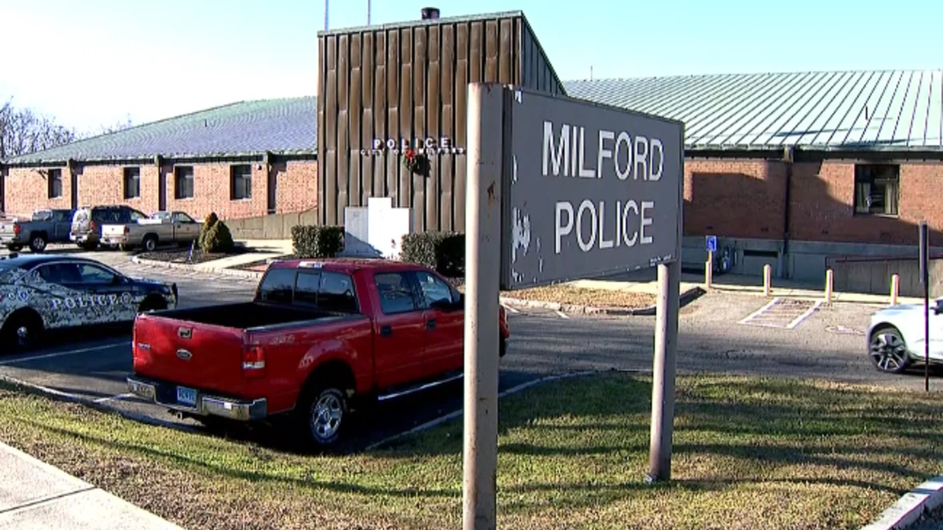 'Suspicious' package turned into Milford police prompts headquarters shutdown
