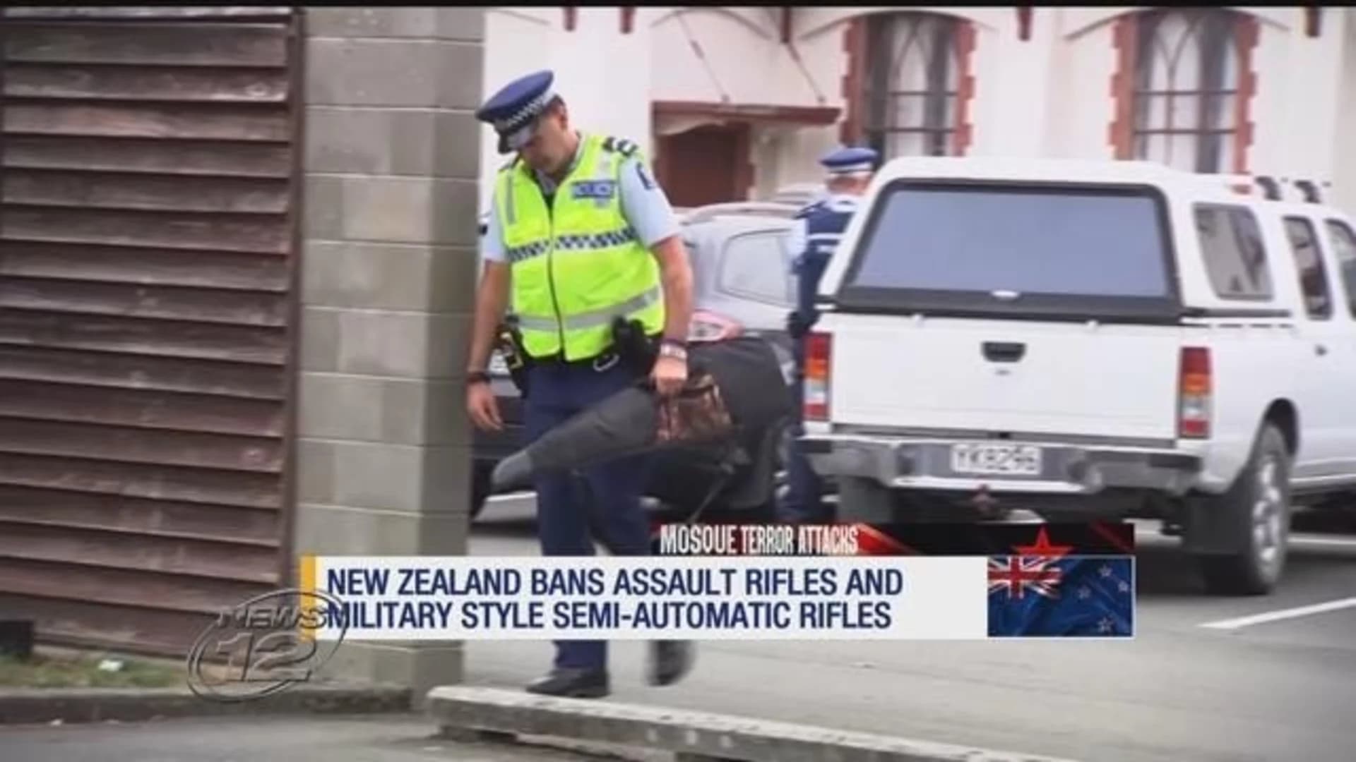 New Zealand bans 'military-style' guns after mosque attacks