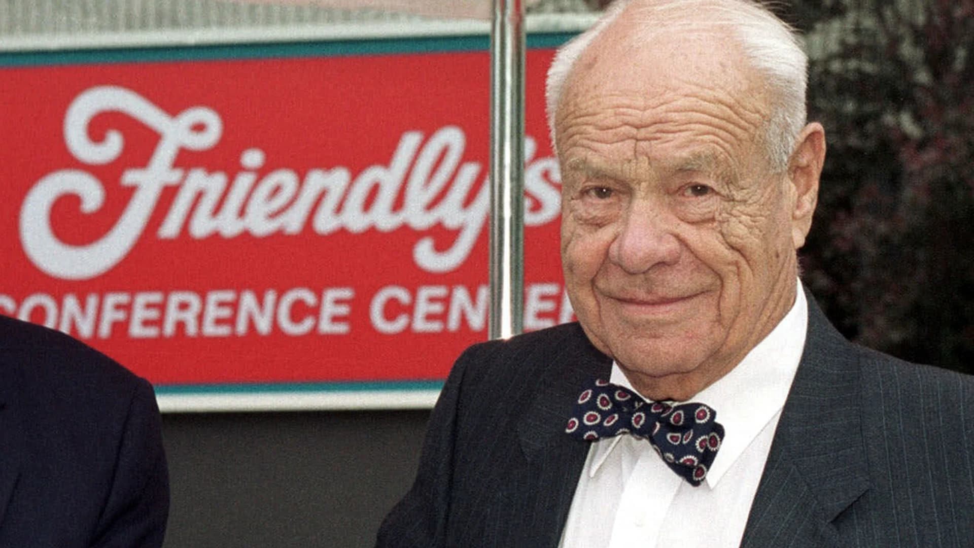 Friendly's co-founder S. Prestley Blake dies at 106