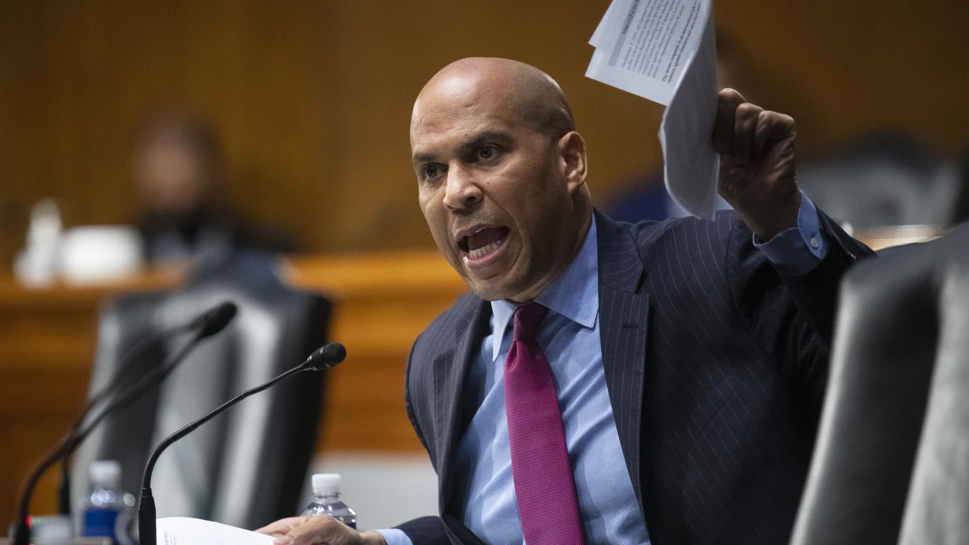 Sen. Cory Booker tests positive for COVID-19