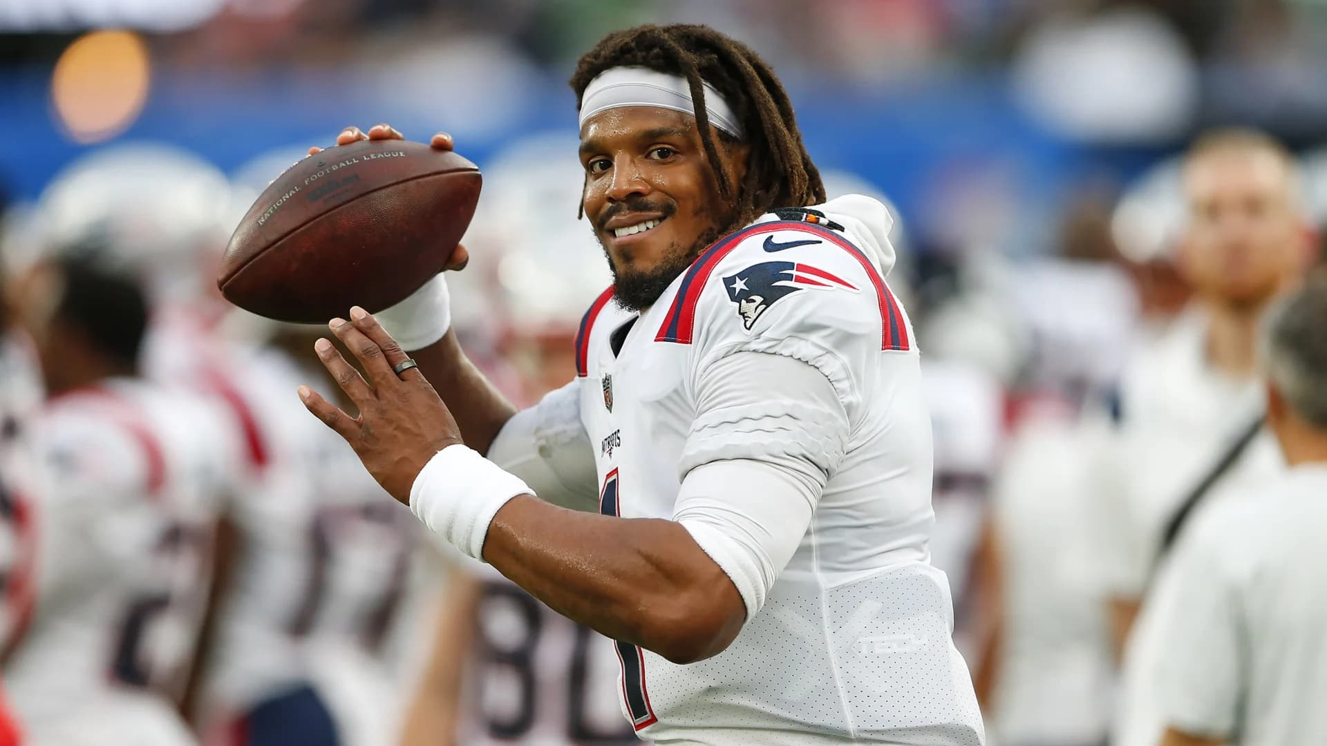 AP source: Pats cut Newton, clearing way for Jones to start