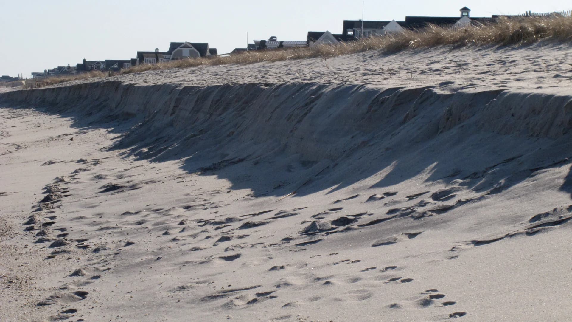 Sand 'back passing' project to restore one Jersey Shore town's beaches