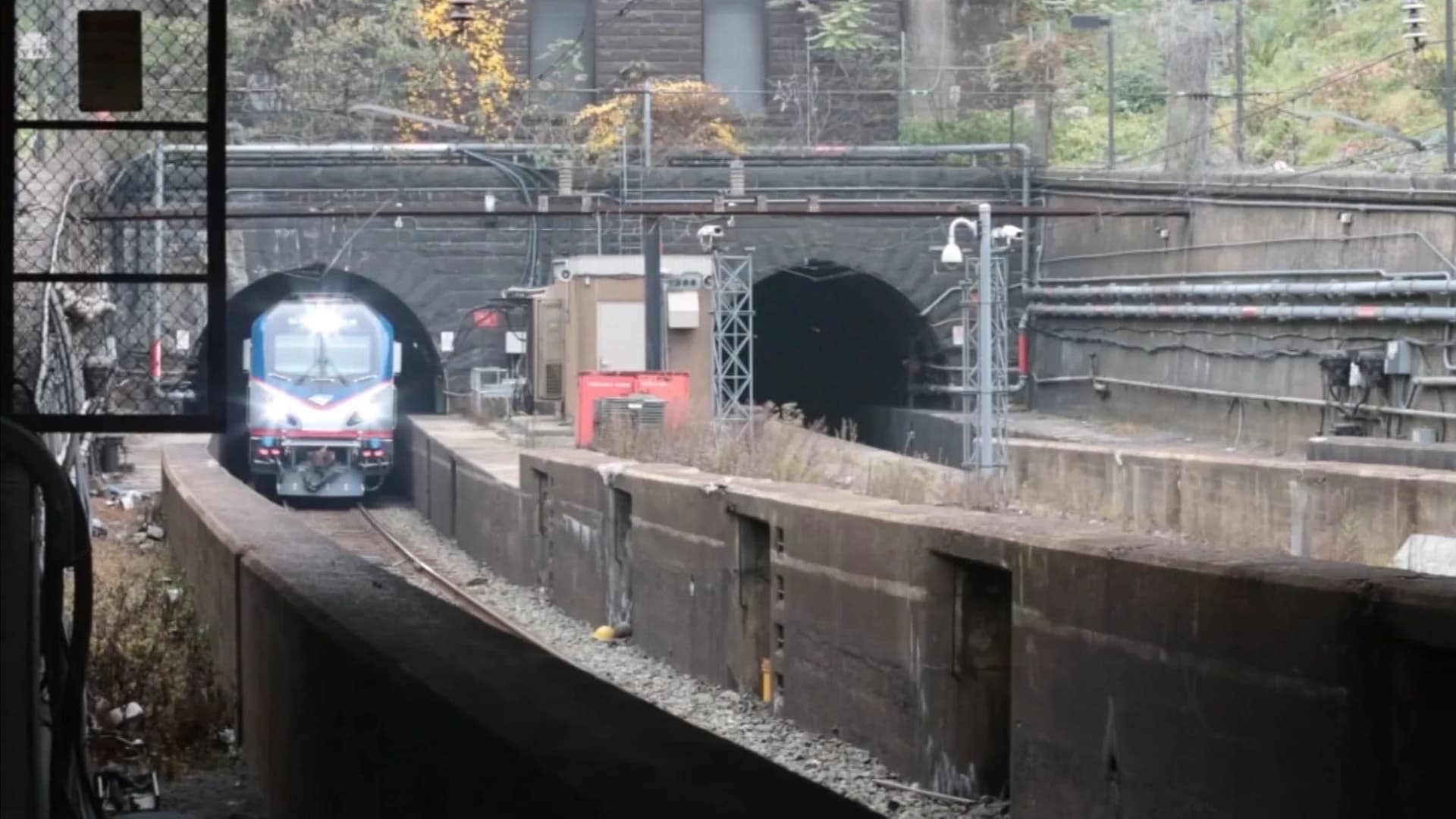Feds cast doubt on New York-New Jersey tunnel funding plan