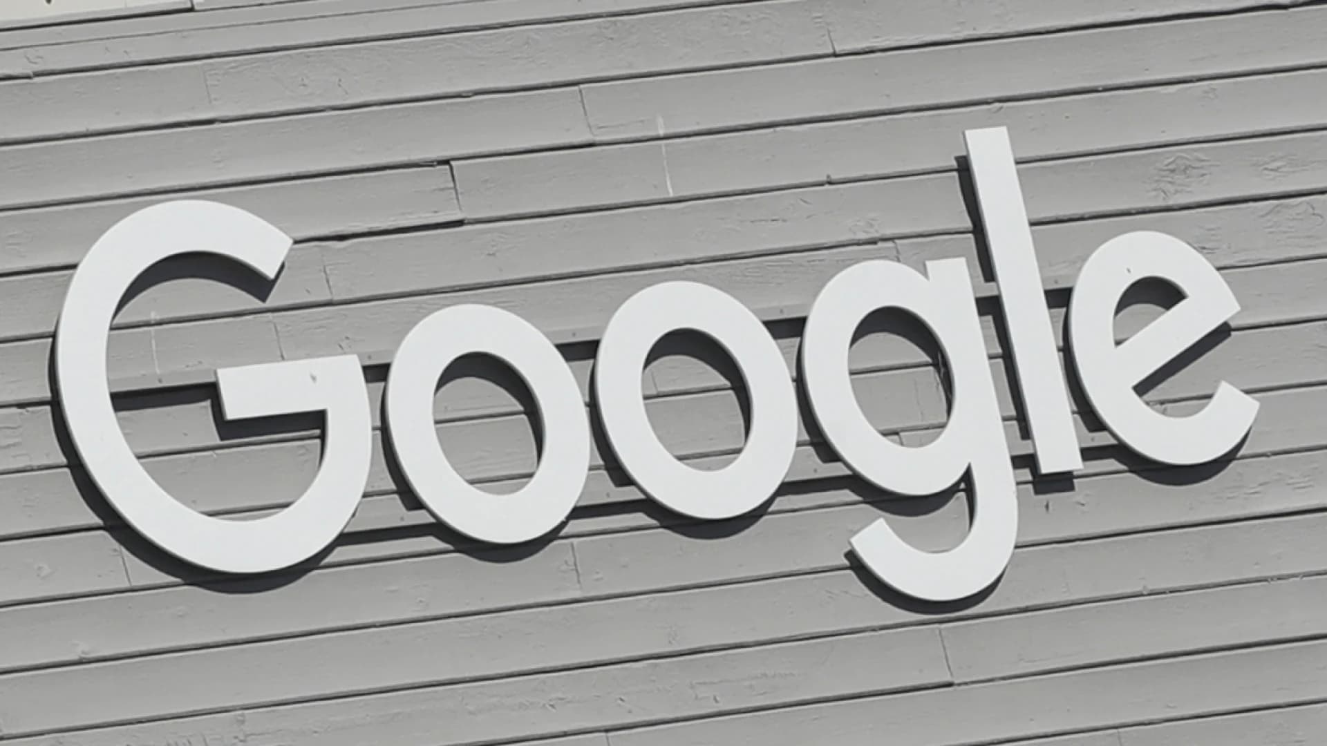 Beefing up its cybersecurity, Google buys Mandiant for $5.4B