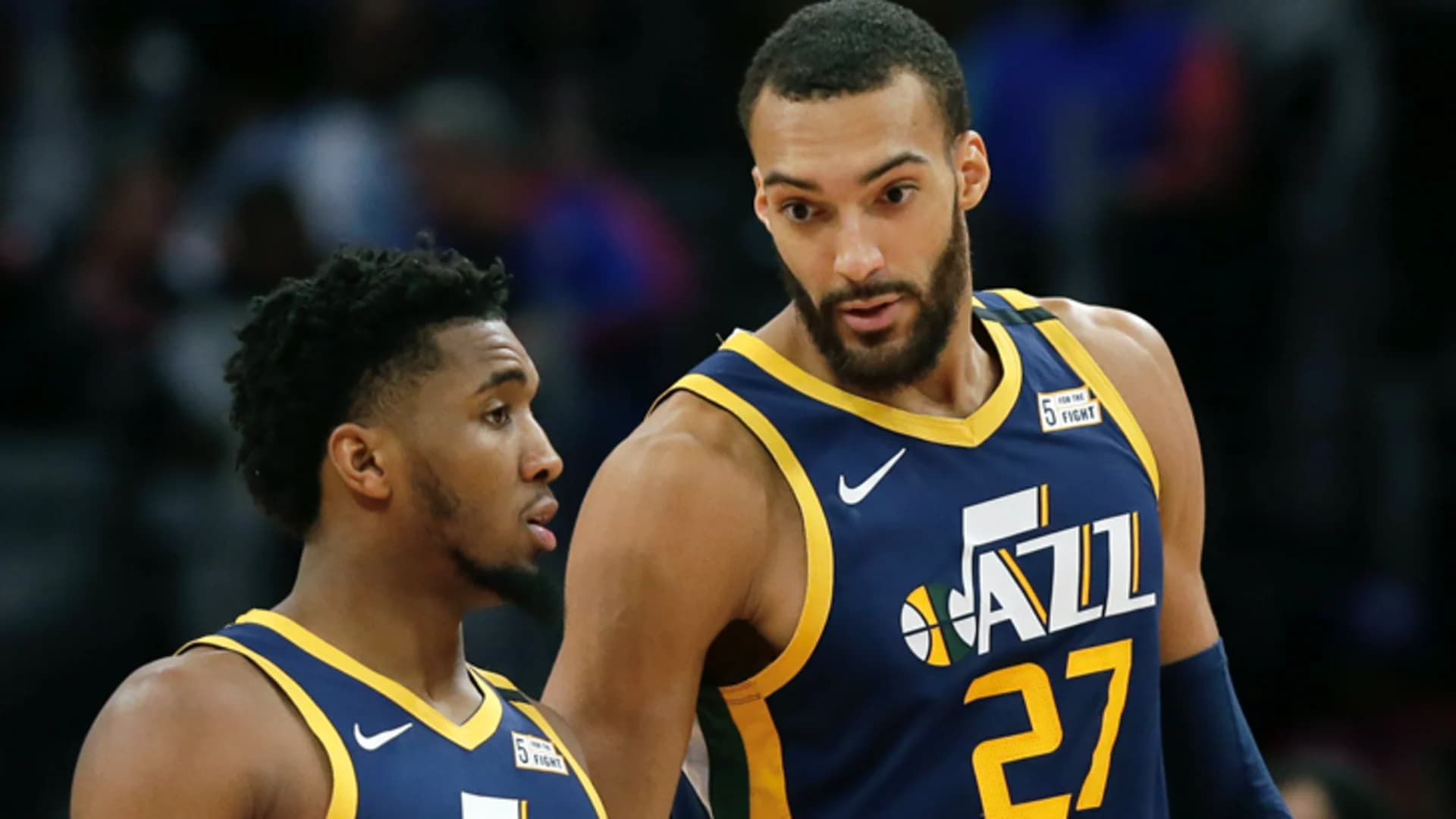 AP source: NBA presents players with plan for season restart