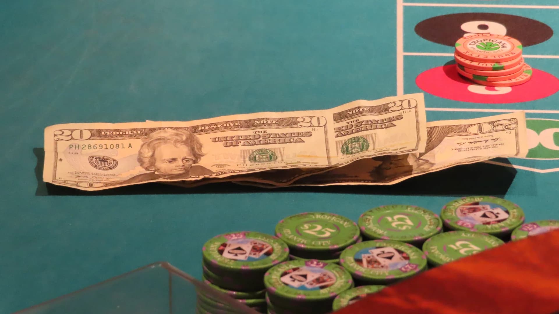 Atlantic City's casinos earnings rise, but some still lag