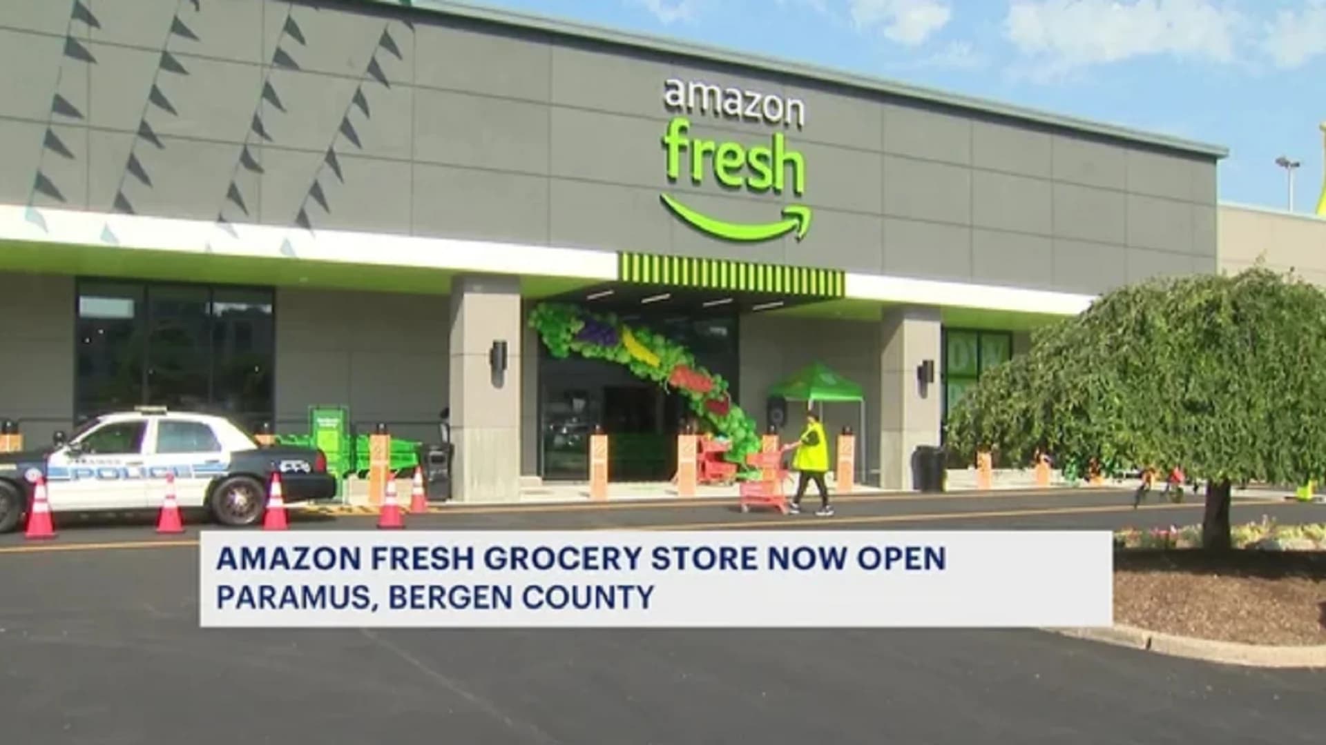 No checkout lines! Amazon Fresh opens first location in New Jersey