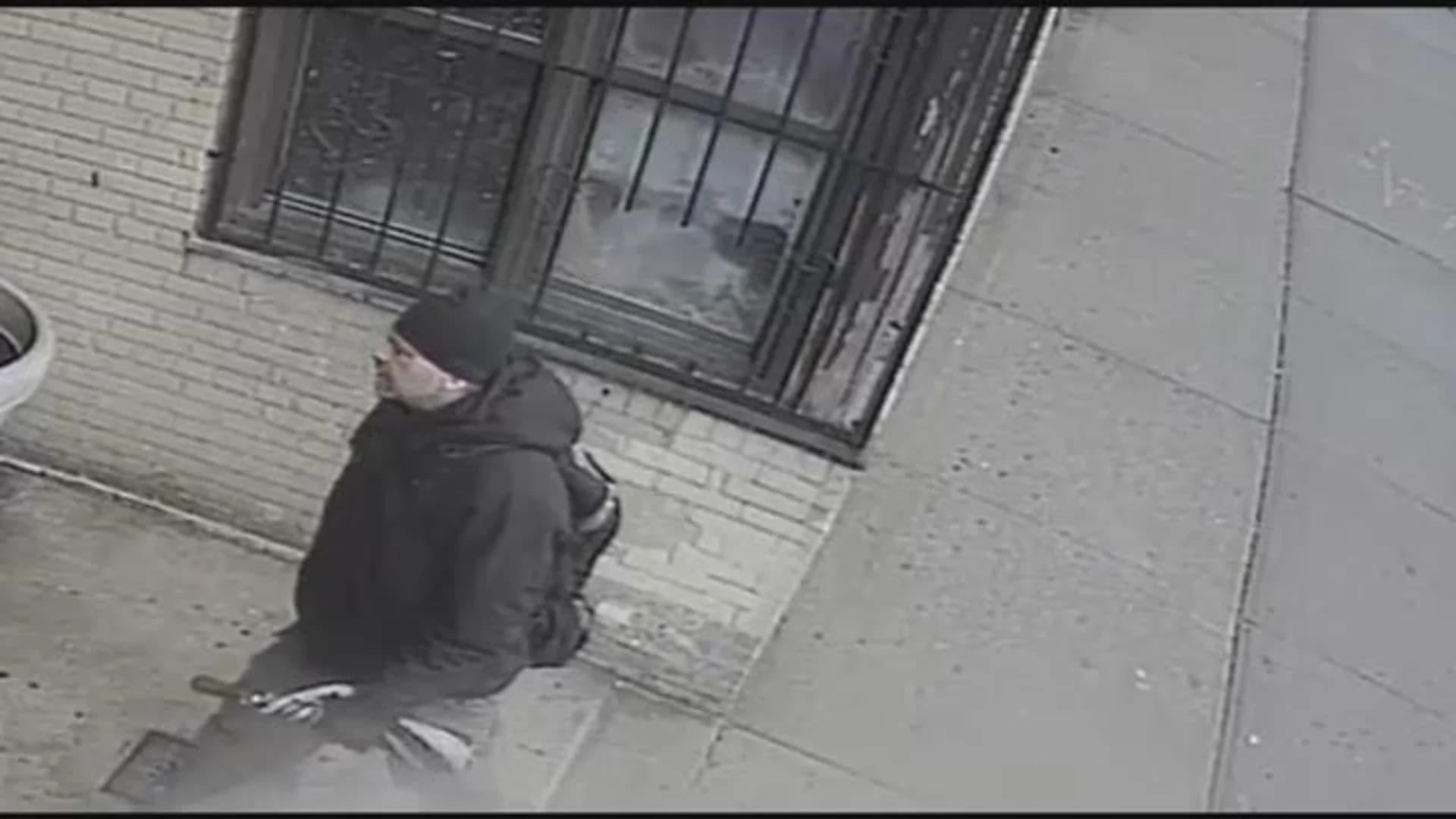 Police search for man who broke into Carroll Place apartment