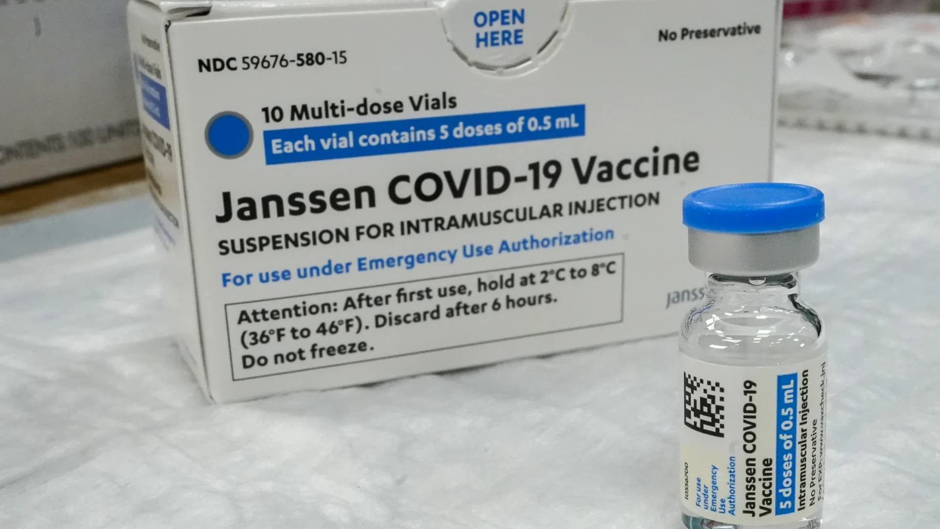 US officials extend expiration dates on Johnson & Johnson vaccine doses
