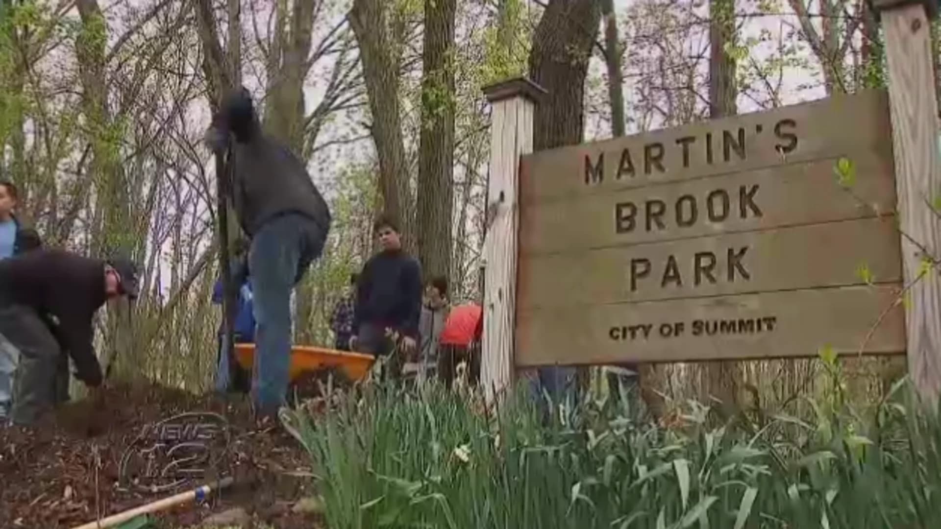 Boy Scouts clean up Martin's Brook Park for Earth Day