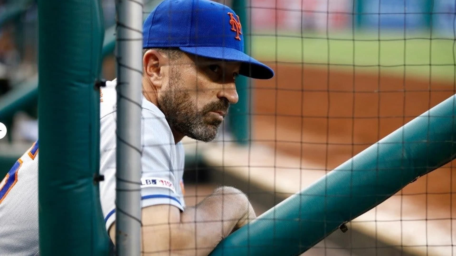 Mets fire manager Mickey Callaway after 2 bumpy seasons
