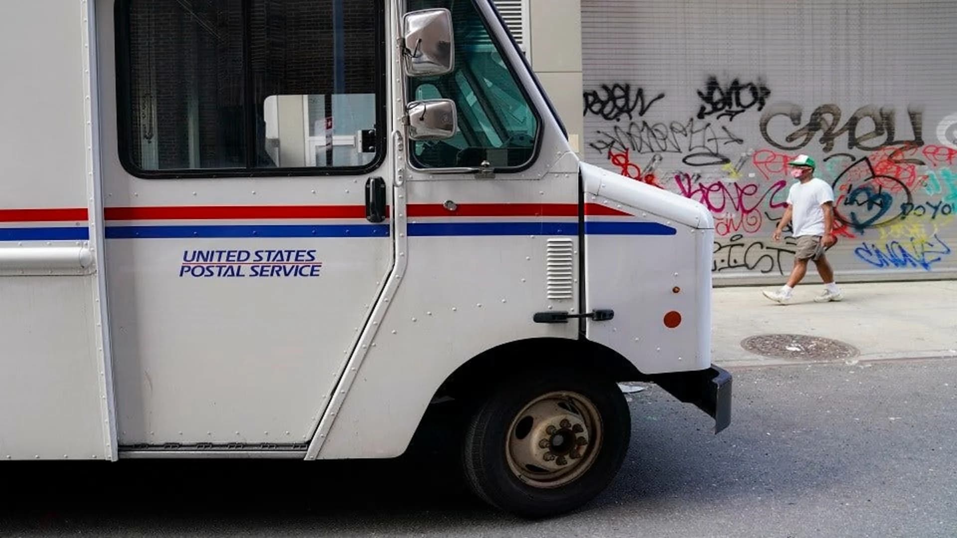 Postal Service halts some operational changes after outcry