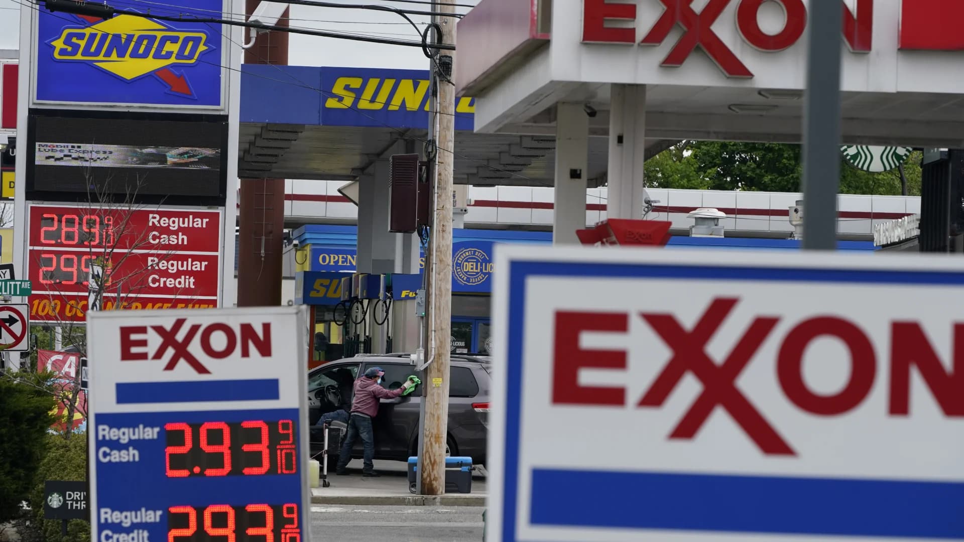 Gas stations in Southeast report shortages as pipeline shutdown drags on