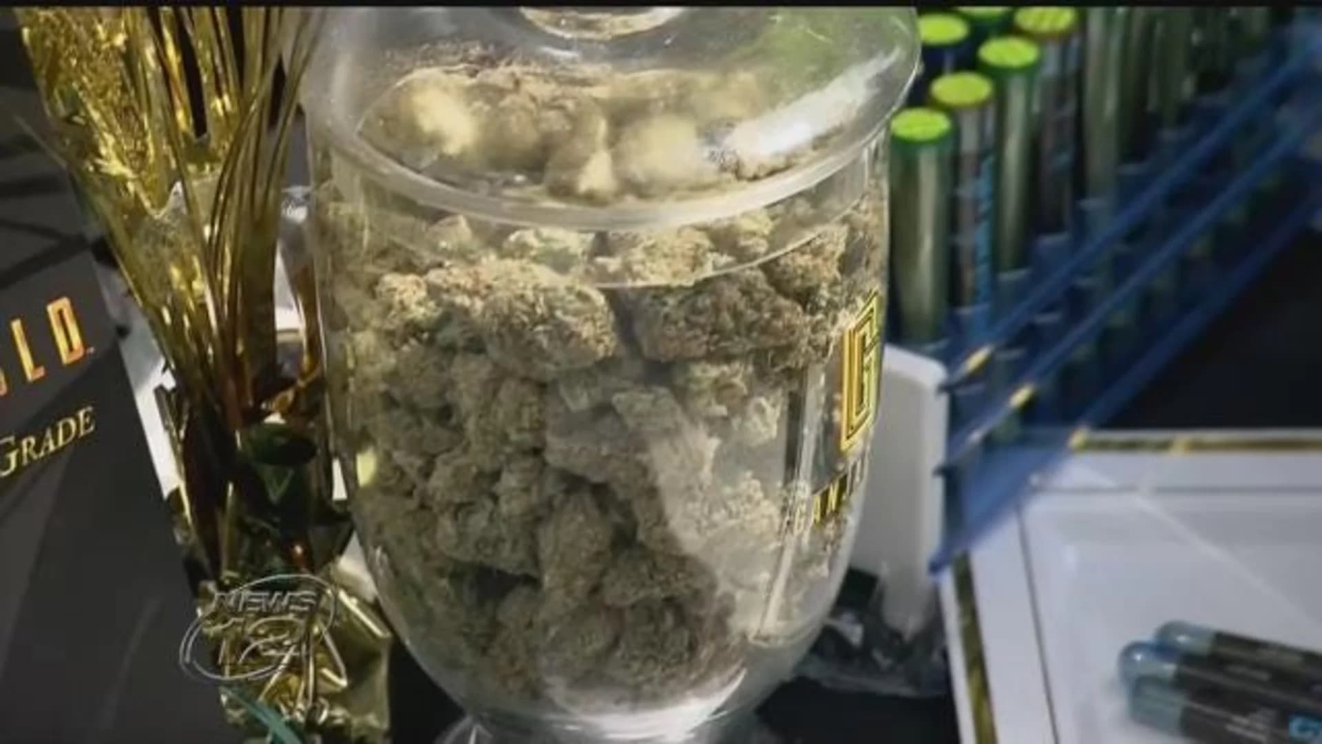 New Jersey lawmakers advance bill to legalize recreational marijuana